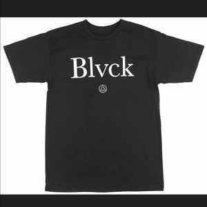 BRAND NEW Black Scale Logo tee